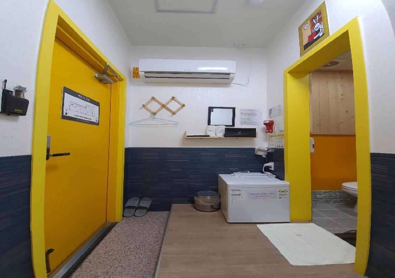 24 Guesthouse Nampo Station Busan Ngoại thất bức ảnh